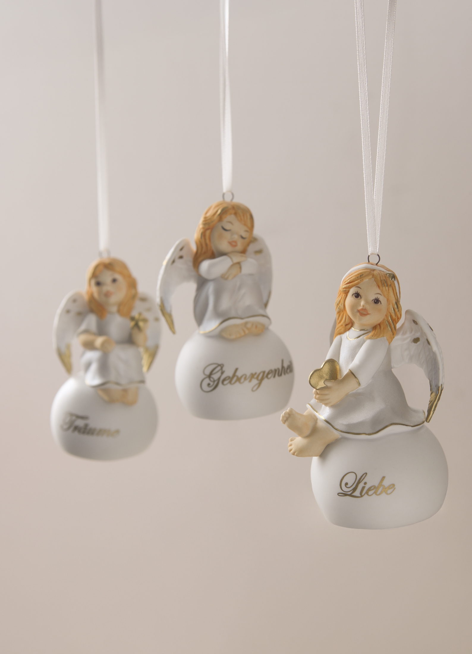 Goebel Engel Gloria Engelglöckchen Geborgenheit – Bild 7