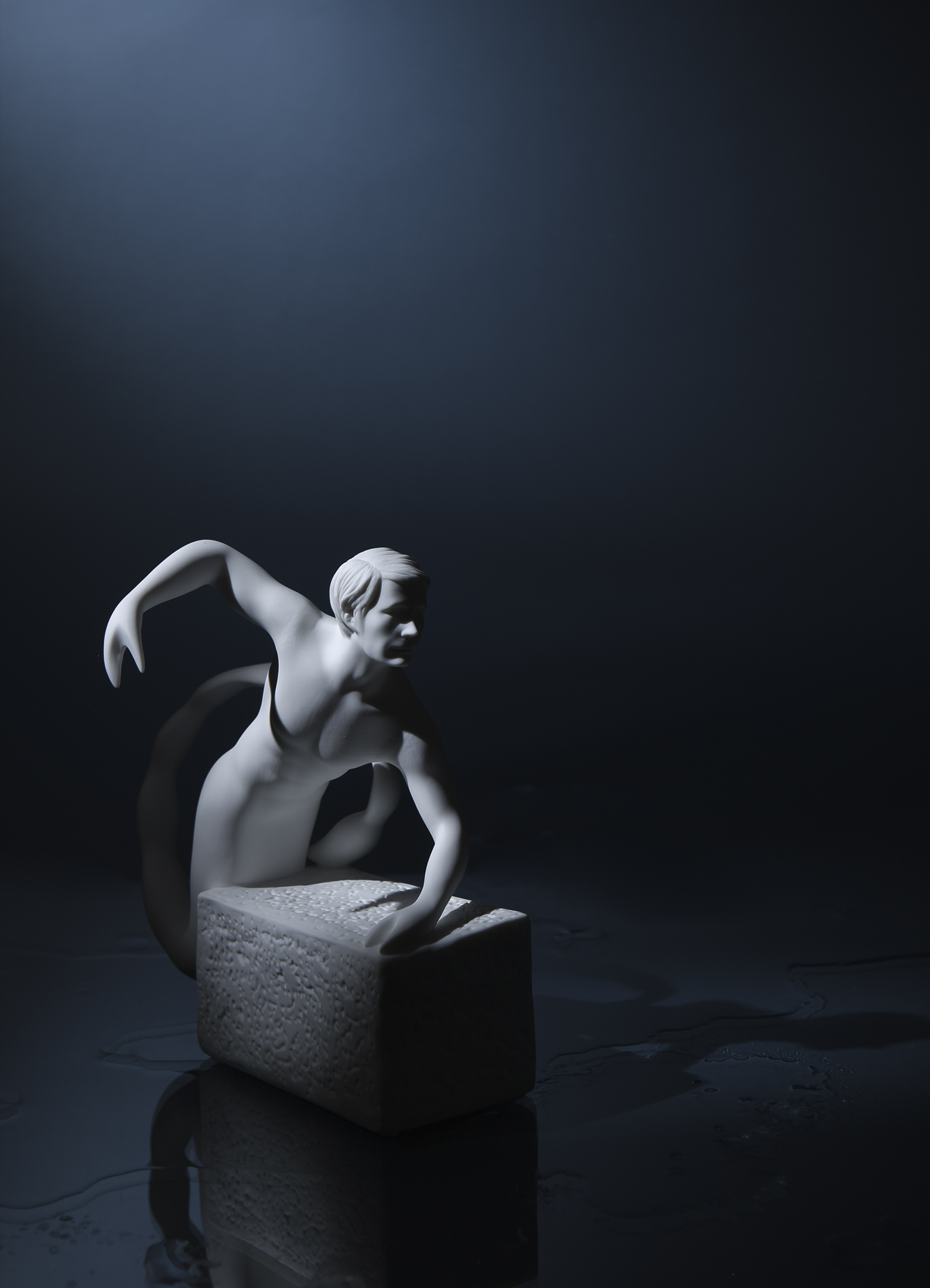 Goebel Christel Zodiacs Figur Sternzeichen Skorpion, männlich – Bild 3