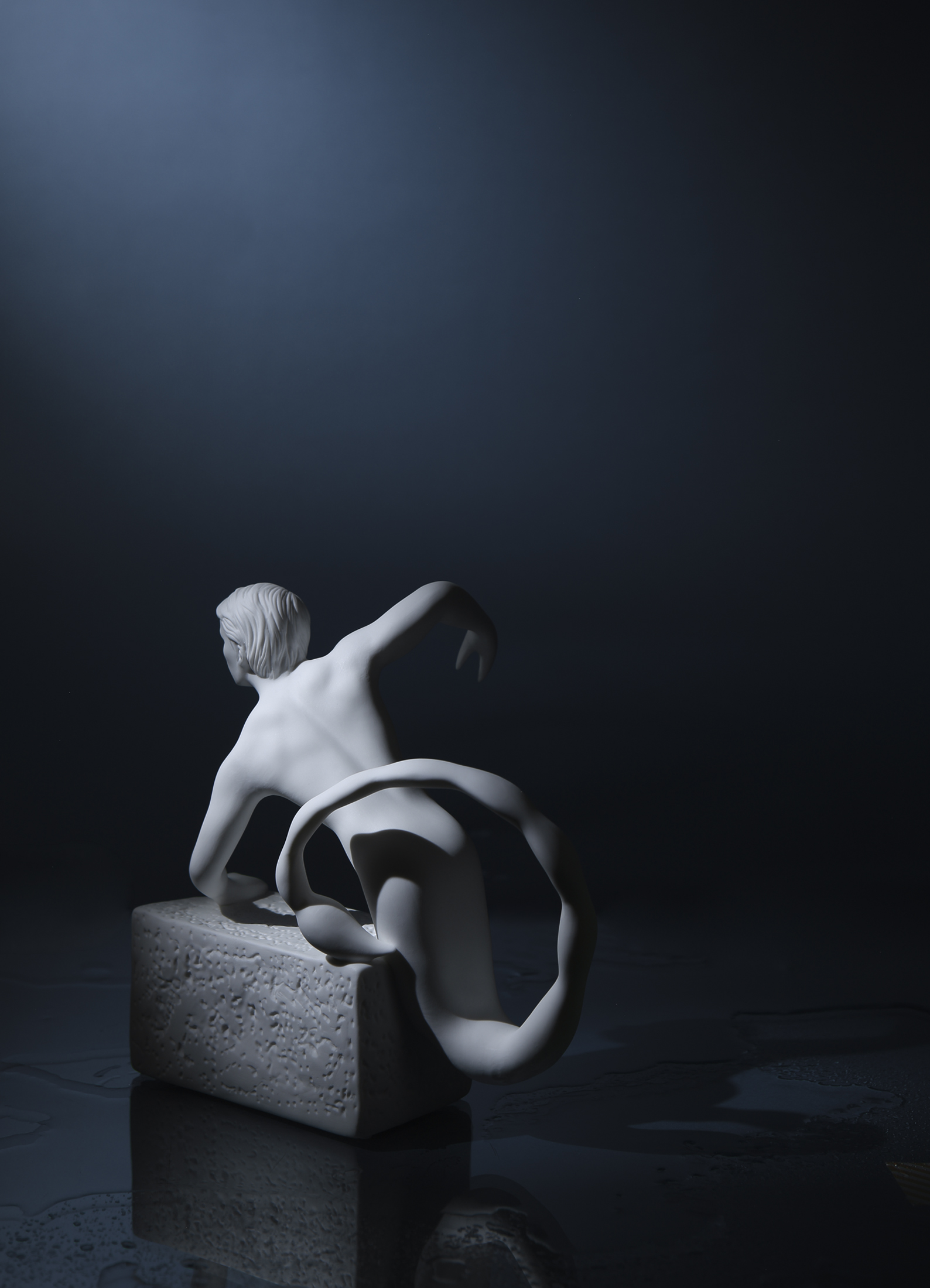 Goebel Christel Zodiacs Figur Sternzeichen Skorpion, männlich – Bild 4